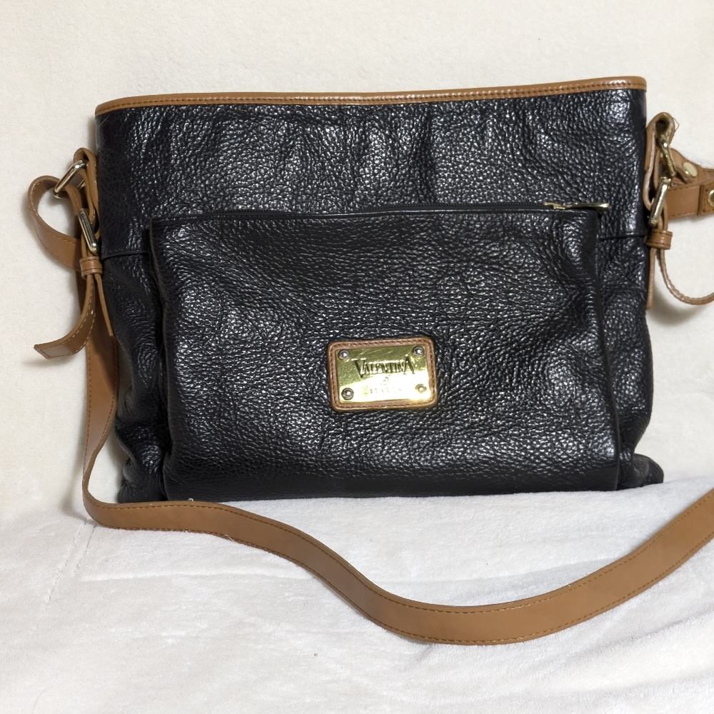Valentina Italia Crossbody Black Pebbled‎ Leather Brown Accent